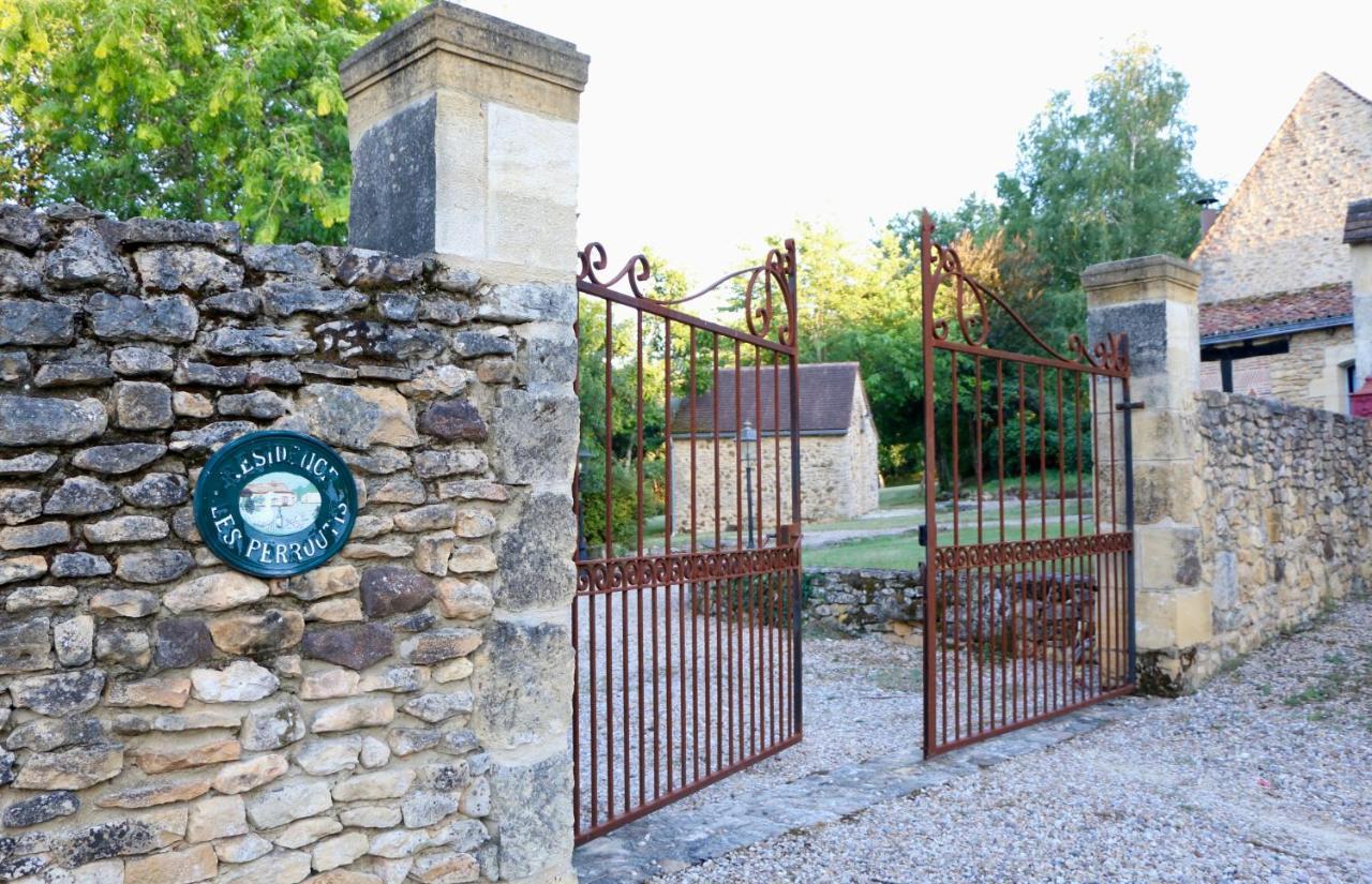 Les Perroutis Villa Saint-Alvere Bagian luar foto