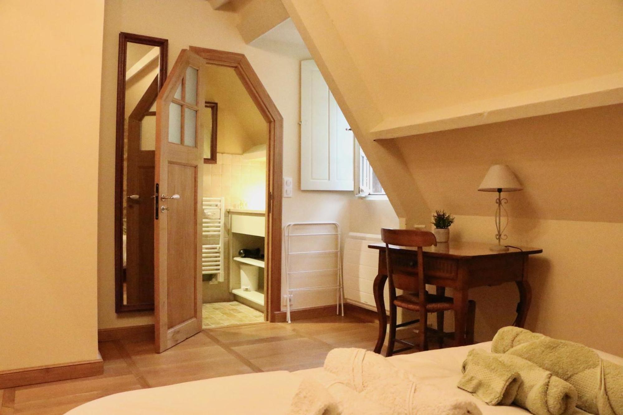 Les Perroutis Villa Saint-Alvere Bagian luar foto