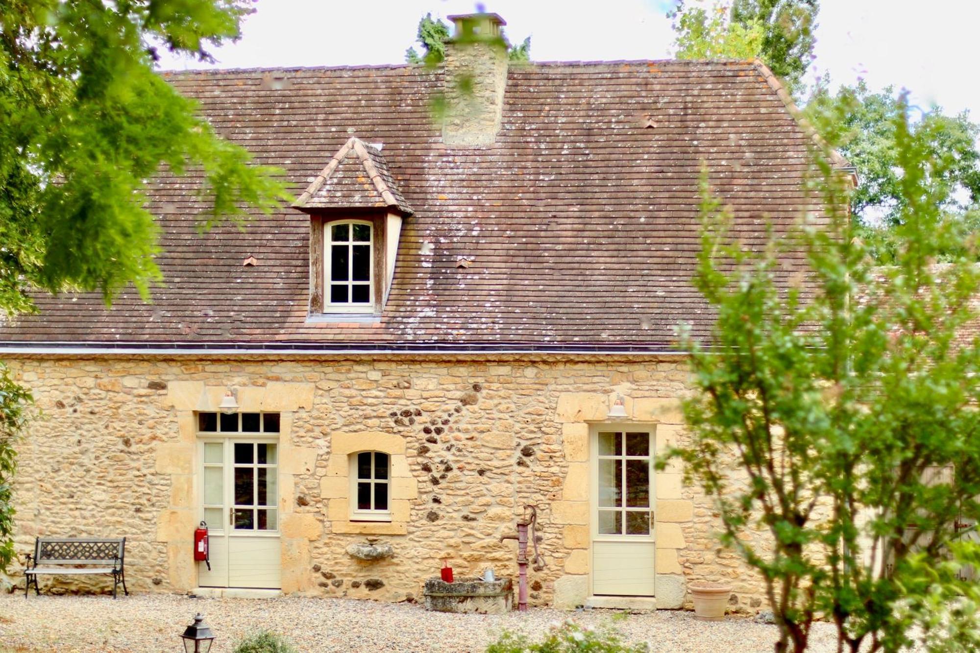 Les Perroutis Villa Saint-Alvere Bagian luar foto